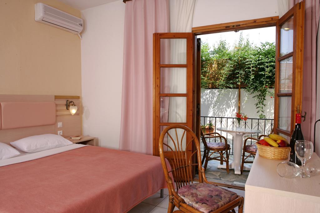 Hotel Calypso Chaniotis Exterior foto